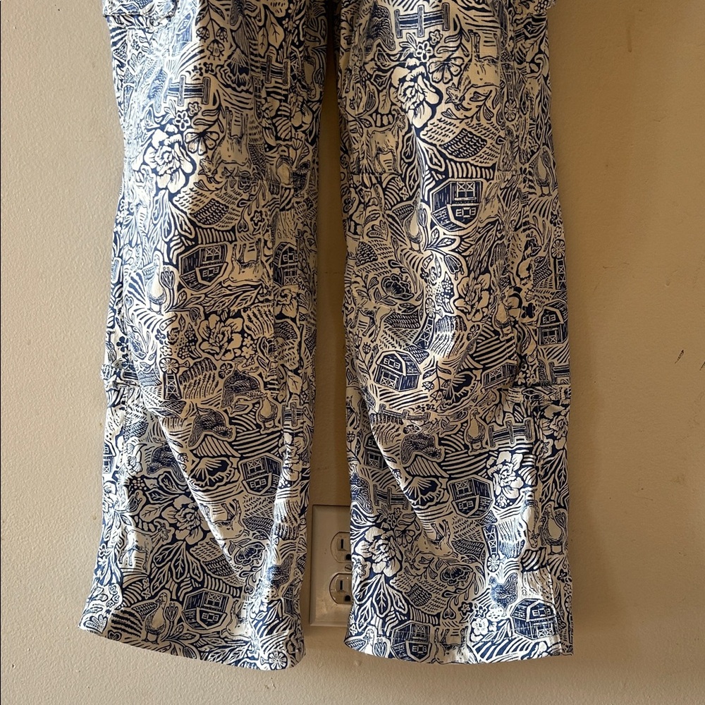 Duluth Trading Co. Blue and White Heirloom Gardening Farm toile Overalls medium - Picture 6 of 15